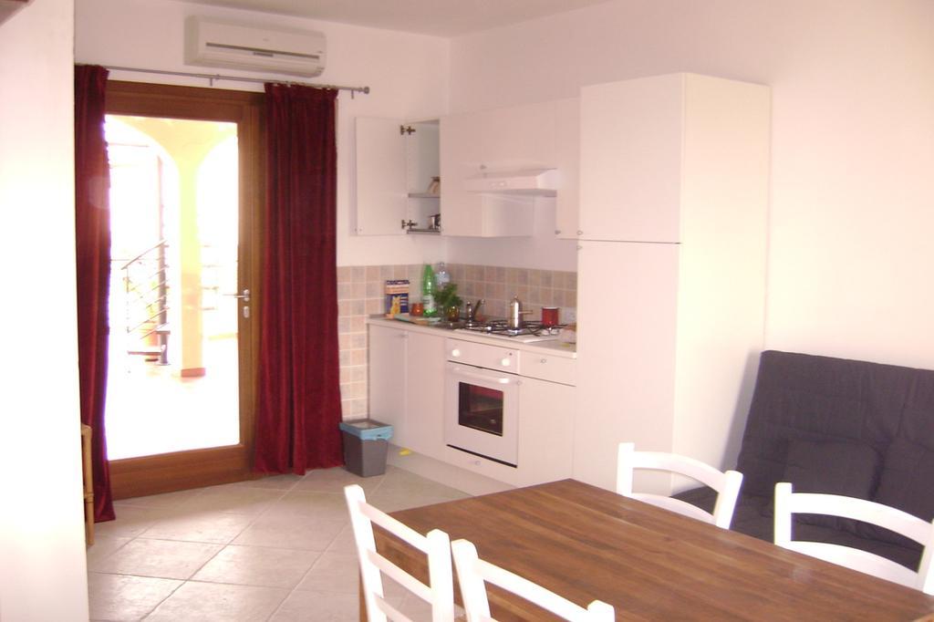 Casa Di Livia Apartment Sant'Anna Arresi Ngoại thất bức ảnh